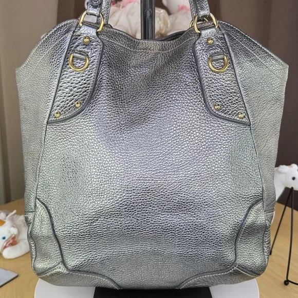 💥PRADA - Silver Metallic Vitello Daino Leather Shoulder Bag BN1346 - 136U894 - Picture 6 of 17
